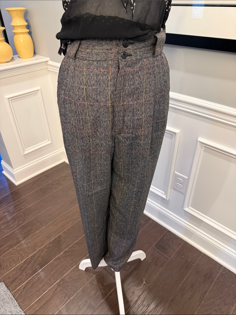 Vintage B.T. Traditions High Waisted Plaid Tweed Trousers Grey 28" Waist